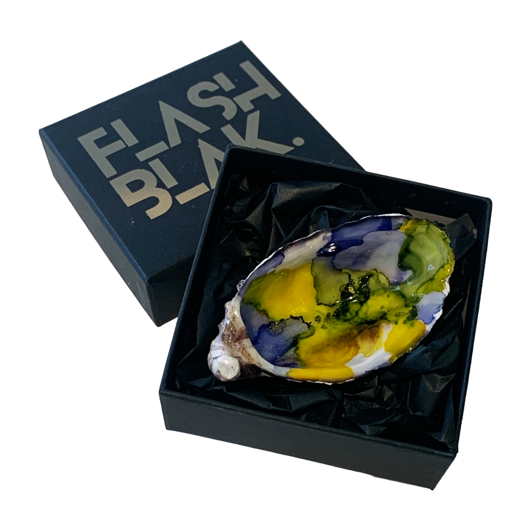 FLASH BLAK | ‘Oyster Shell’ – Blue/ yellow / olive | recycled oyster shell | alcohol ink + resin