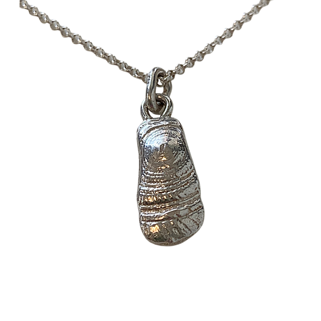 LAURA SCOTT STUDIO | 'Sundial Paddle Pendant & Chain' | Sandcast 925 Sterling Silver