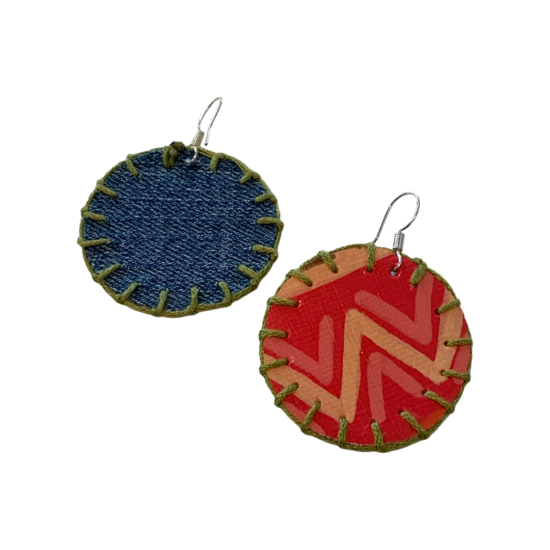 MUM'A NAI | Midi Bling – Effervescent #3 | Upcycled denim and acrylic on canvas with green cotton embroidery and sterling silver hooks | 4 (d) cm