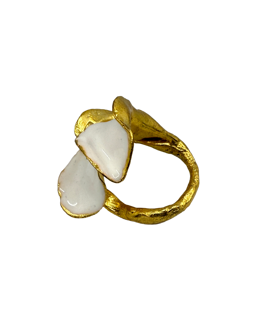 ARTIZ | 'White Enamel Leaf Ring (XL)'1 | Gold plated bronze