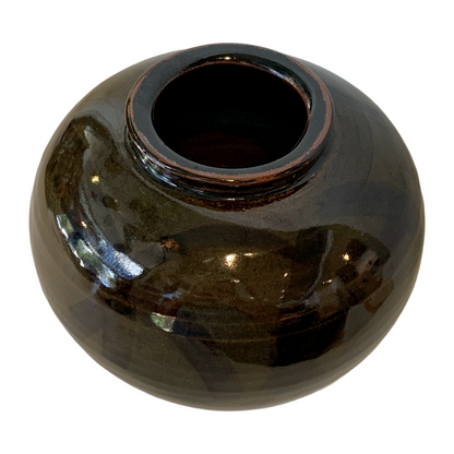 SERVICE CERAMICS | ‘Rounded Green Brushed Vase- Large' | Wheel-thrown ceramics