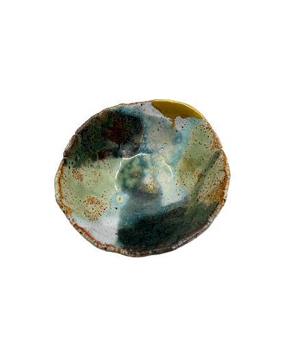 KAT HALL  | ‘Amaterasu’  | 2025 | Ceramic and kintsugi