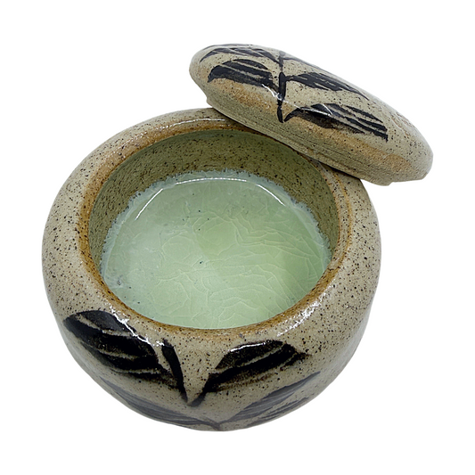 AKIKO HANAZAKI | 'Leaf Ring Box' | Hand built ceramic + green glass powder