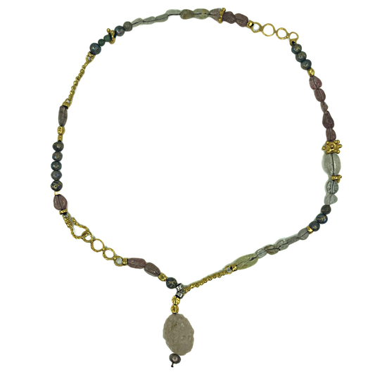 ARTIZ | 'Pink Quartz Pendant Necklace' | Fresh water pearl / pink flourite / gold plated bronze