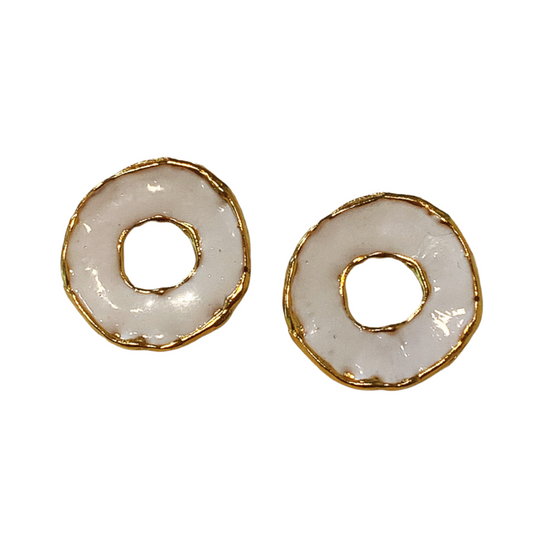 ARTIZ | 'Disc Ring' Stud Earrings | White