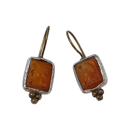 ARTIZ | 'Agate Drop' Small Earrings | Square | Bronze + Agate