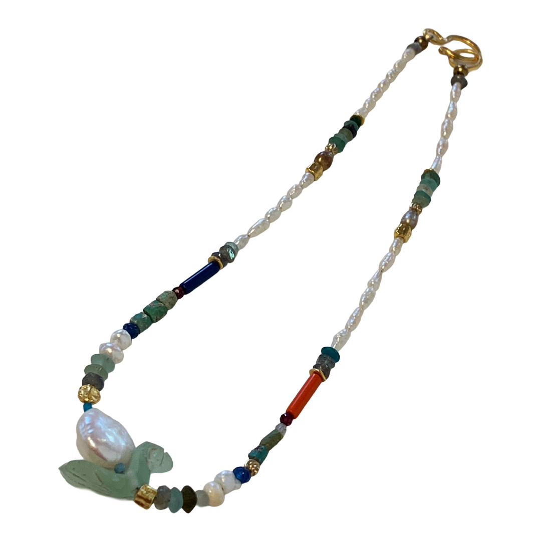 ARTIZ | 'Glass Bird ’ Necklace | Pearls + mixed beads | Bronze