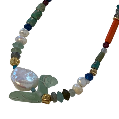 ARTIZ | 'Glass Bird ’ Necklace | Pearls + mixed beads | Bronze