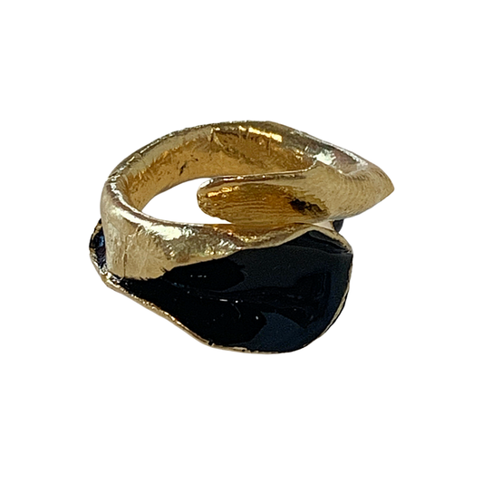 ARTIZ | 'Black Enamel Leaf Ring- Medium' #1 | Gold plated bronze
