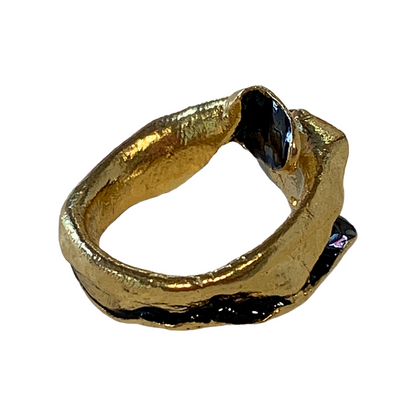 ARTIZ | 'Black Enamel Leaf Ring- Medium' #1 | Gold plated bronze