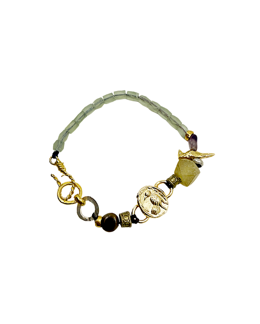 ARTIZ | 'Spring Bracelet’ No.10 | Gold plated bronze / jade