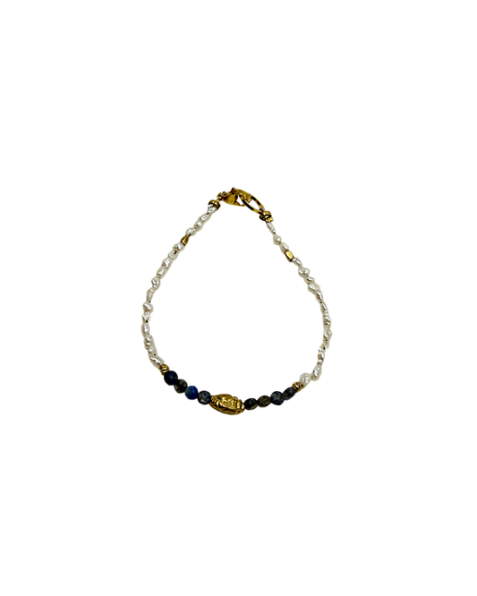 ARTIZ | 'Spring Bracelet’ No.12 | Lapis lazuli / freshwater pearls