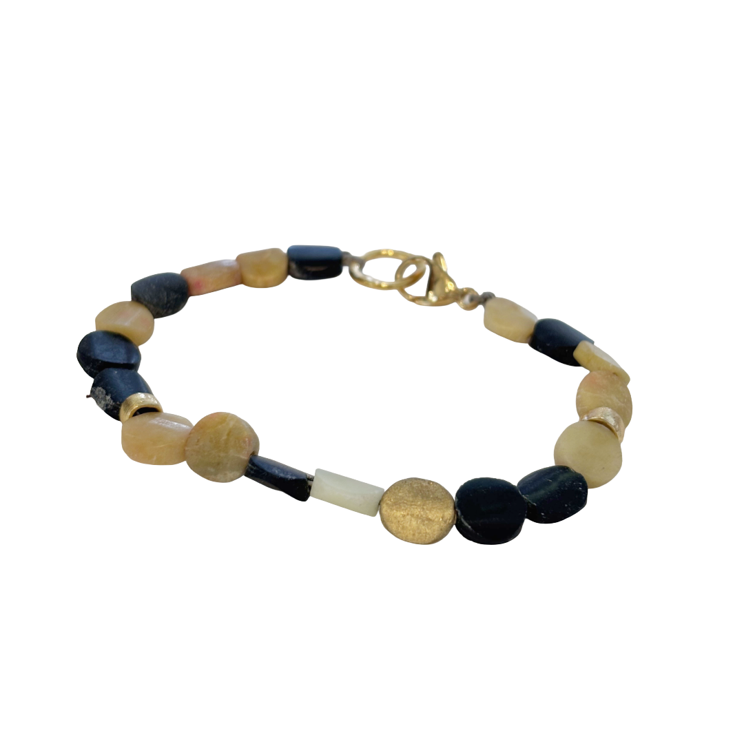 ARTIZ | 'Disc Bead Bracelet’ | Jade / bronze