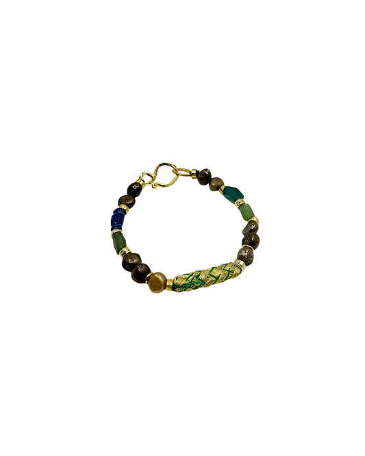 ARTIZ | 'Spring Bracelet’ No.8 | Freshwater pearls / Roman glass / bronze
