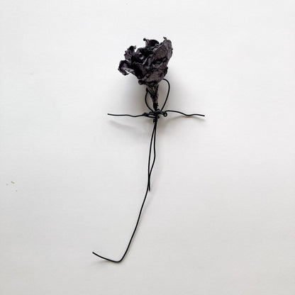 PAMELA KUSABS | ‘Budding (II)’ | 2025 | Paper / dried flower heads / stalk / wire