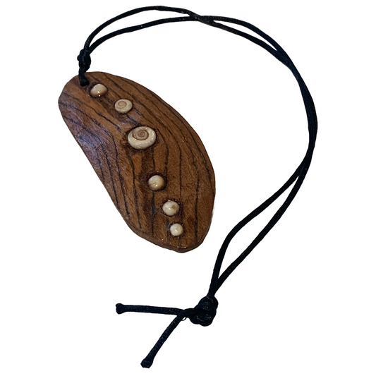 DAVID ANDY - Girringun Art Centre | 'Bigin Necklace' | Wood / shell inlay