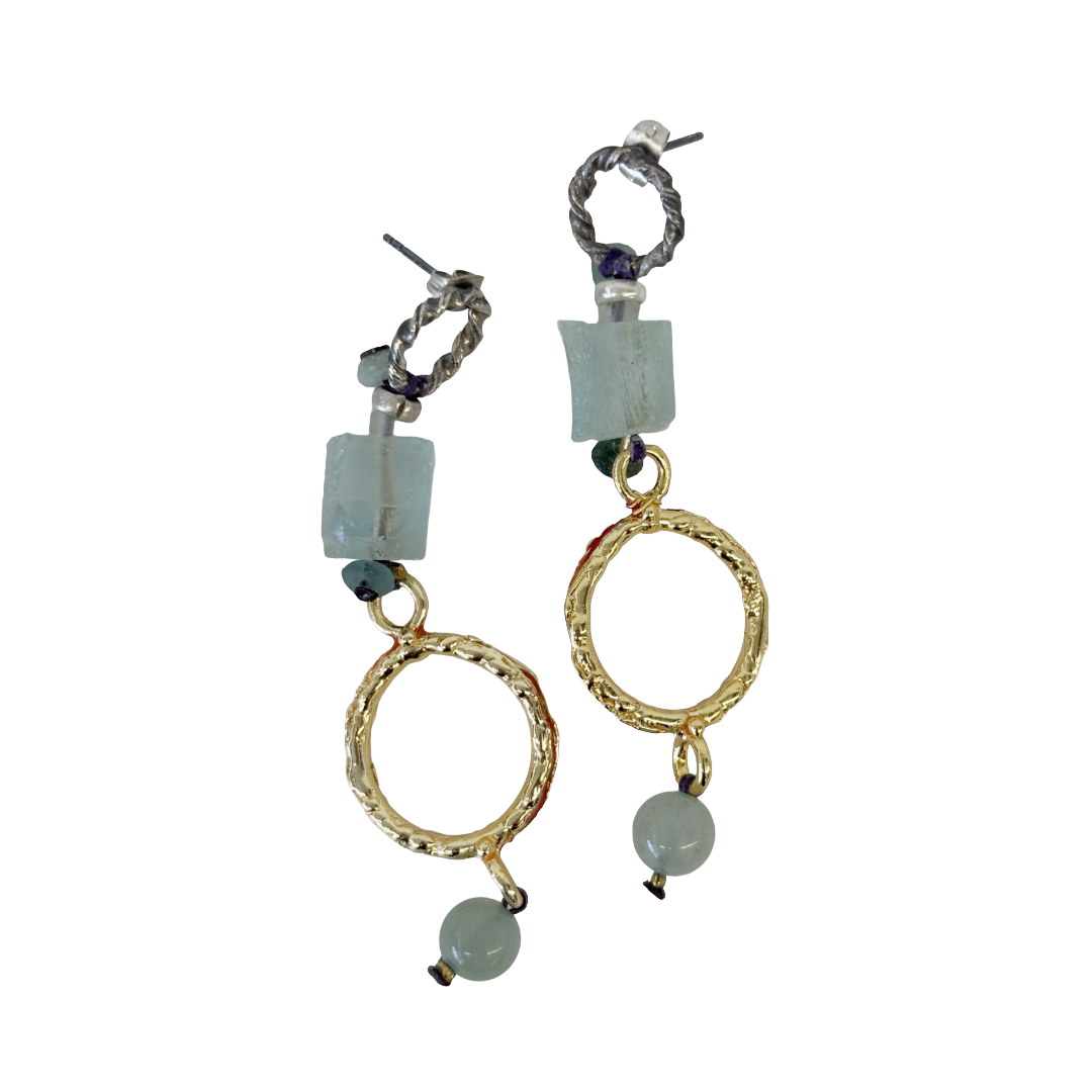 ARTIZ | 'Faceted Glass + Ring Earrings' | Gold-plated Bronze/ silver / Roman glass / gemstone beads