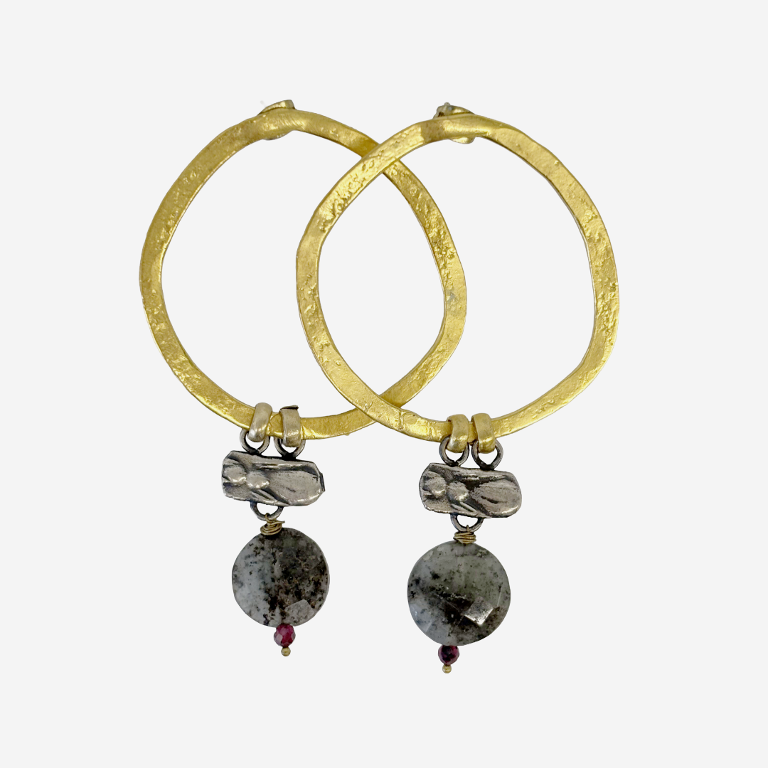 ARTIZ | 'Large Ring + Gemstone Earrings' | Silver / bronze / agate