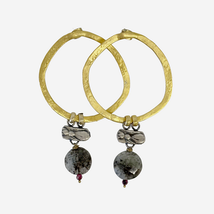 ARTIZ | 'Large Ring + Gemstone Earrings' | Silver / bronze / agate