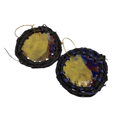 FLASH BLAK | ‘Woven Edge Plastic Disc’- black / yellow | recycled melted plastic + raffia