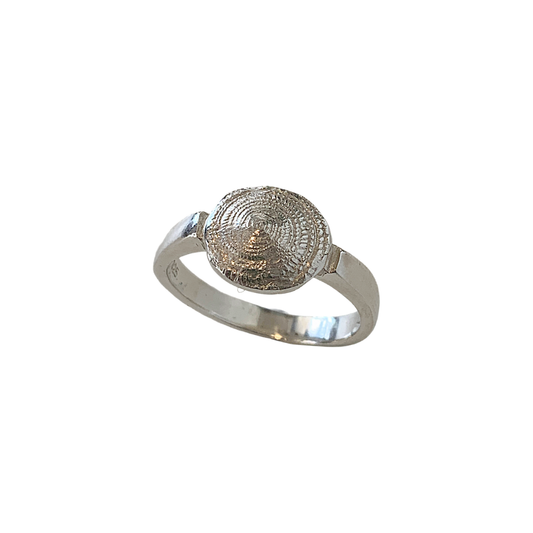 LAURA SCOTT STUDIO | 'Sundial Impression Round Ring' | 925 Sterling Silver | Size S