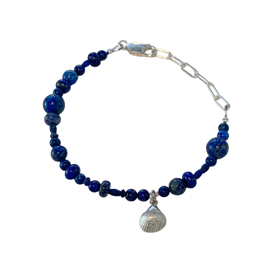 LAURA SCOTT STUDIO | Lapis Lazuli with sterling silver seashell charm Bracelet #1 | 2026 | Lapis Lazuli gemstone Beads – 925 Sterling Silver