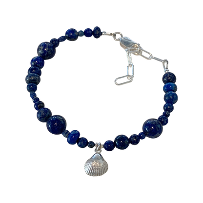 LAURA SCOTT STUDIO | Lapis Lazuli + sterling silver seashell charm Bracelet #2 | 2026 | Lapis Lazuli gemstone Beads – 925 Sterling Silver