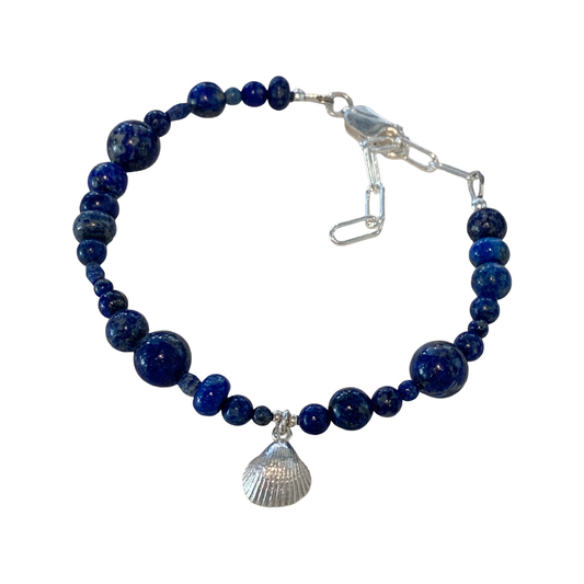 LAURA SCOTT STUDIO | Lapis Lazuli + sterling silver seashell charm Bracelet #2 | 2026 | Lapis Lazuli gemstone Beads – 925 Sterling Silver