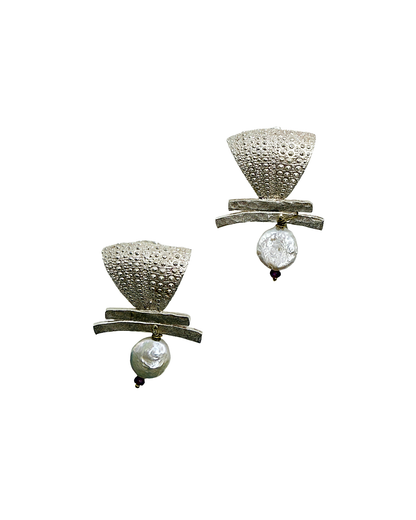 ARTIZ | 'Spring Collection 25 (6)' Earrings | Silver / pearl / ruby