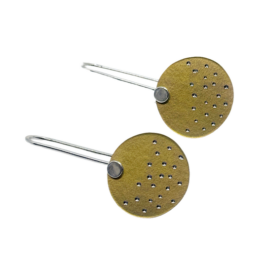 FAR NORTH STUDIO | ‘Joy earrings’ | Gold | Titanium / Sterling Silver