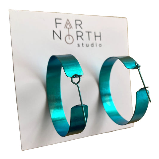 FAR NORTH STUDIO | ‘Hoop earrings – Teal’ | Titanium