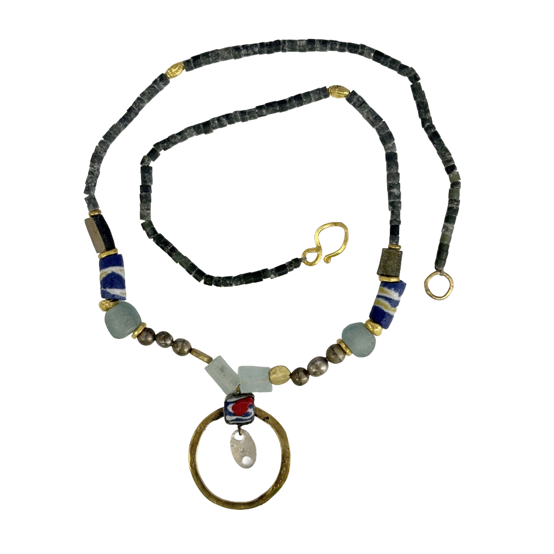 ARTIZ | 'Ring + Glass Pendant Necklace' | Bronze charm | Labradorite / glass + gemstone beads