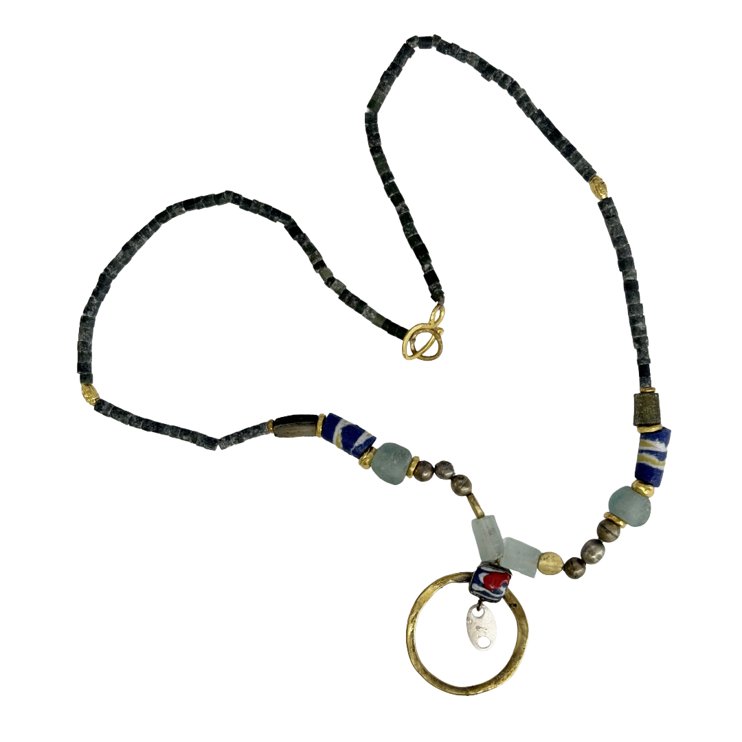 ARTIZ | 'Ring + Glass Pendant Necklace' | Bronze charm | Labradorite / glass + gemstone beads
