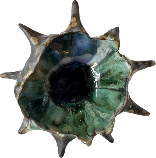 KIM NOLAN | 'Spikey Urchin (II)' | Ceramic object
