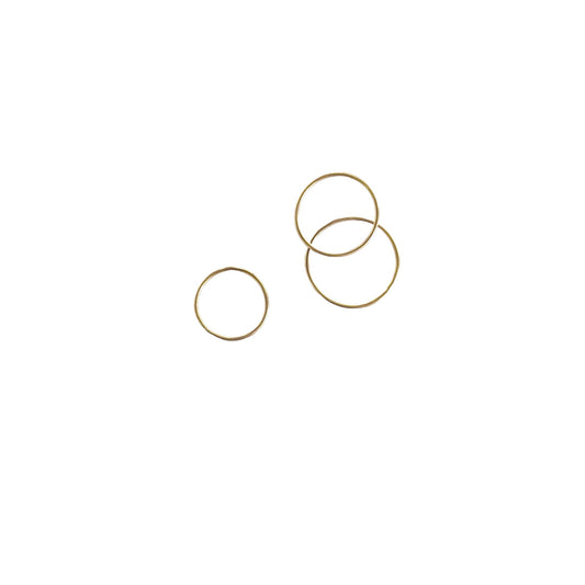 BREATH AND ESSENCE | ‘Fine Gold ring’ | 9 carat gold ring