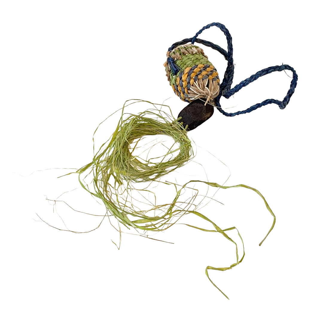 PAULA SAVAGE - Moa Island | 'Migi Bag #423' | Woven rafia + jute | 8 x 8 cm