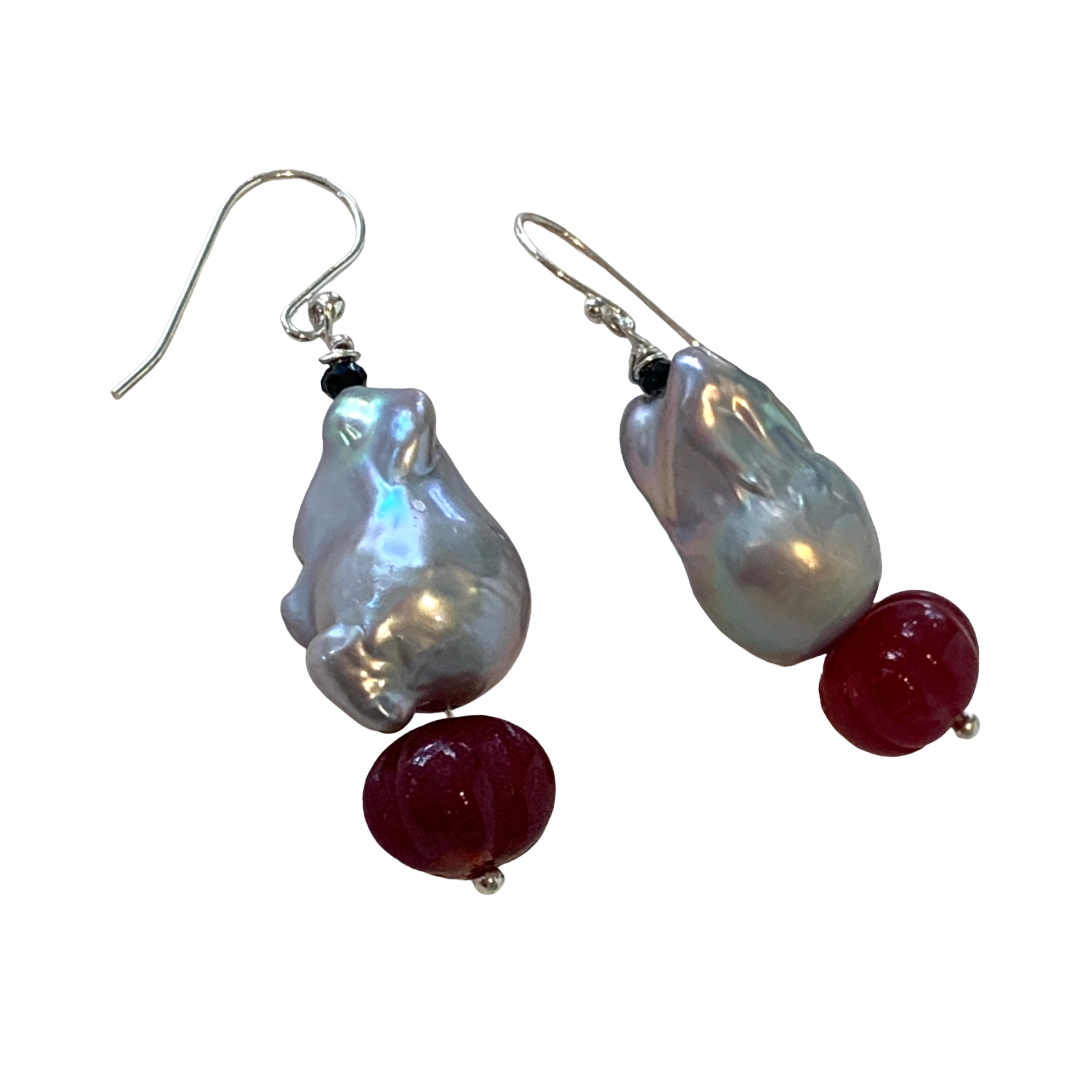 PEARL AND SALTY PLUM | ‘Baroque Pearl earrings III’ | Enhanced Ruby / Grey Baroque freshwater pearls