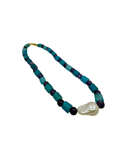 PEARL AND SALTY PLUM | ‘Amethyst Pendant Choker’ | Amethyst beads / Baroque freshwater pearls / glass beads