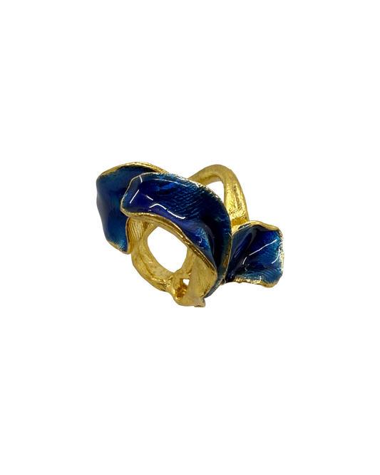 ARTIZ | 'Blue Enamel Leaf Ring (XL)' | Gold plated bronze