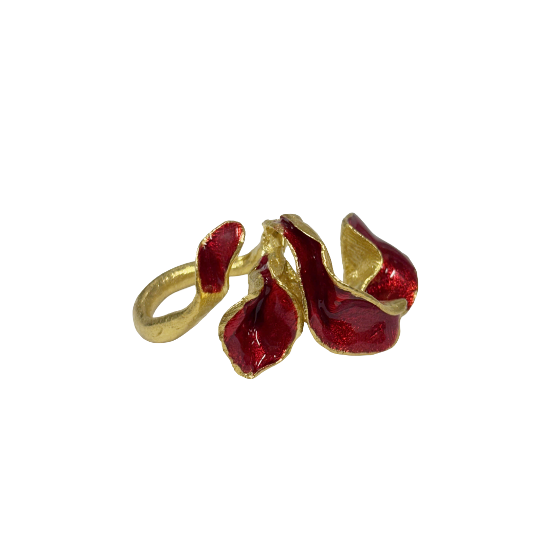 ARTIZ | 'Red Enamel Leaf Ring (L)' | Gold plated bronze / enamel