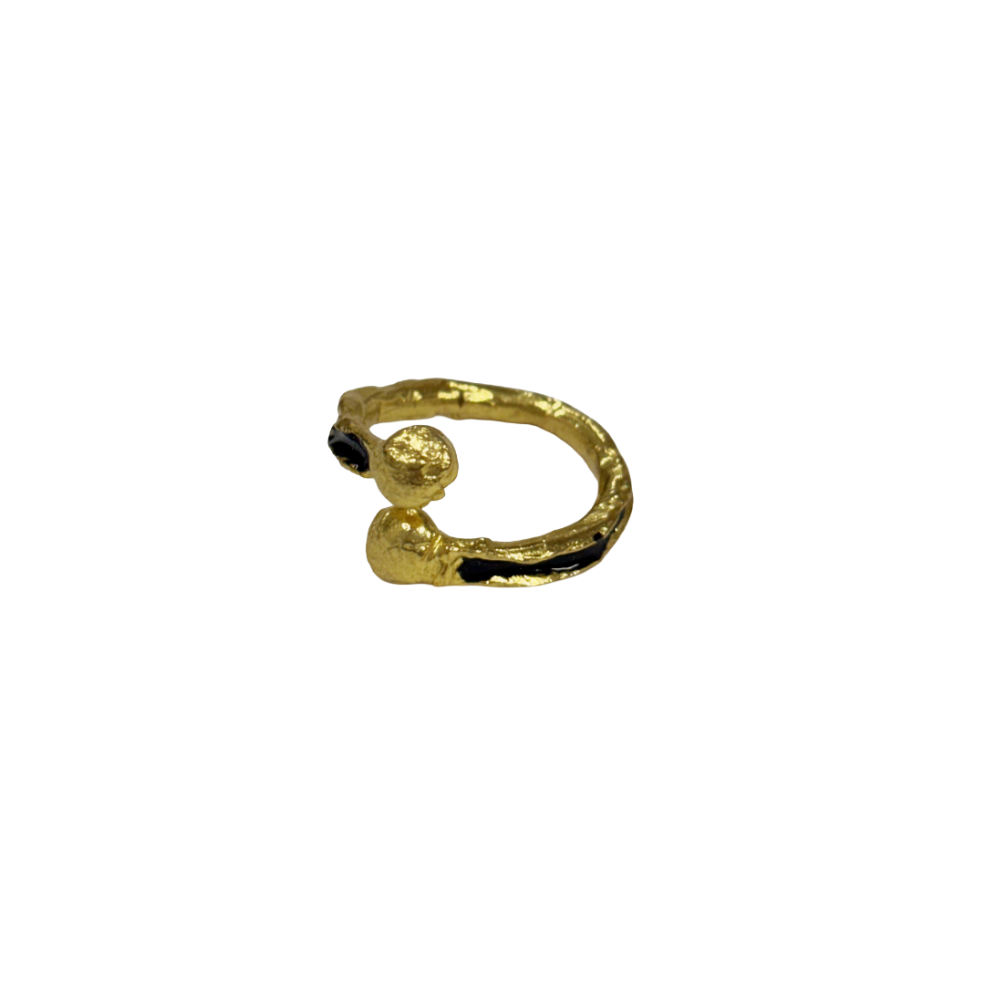 ARTIZ | 'Black Split Ring' | Gold plated bronze / enamel