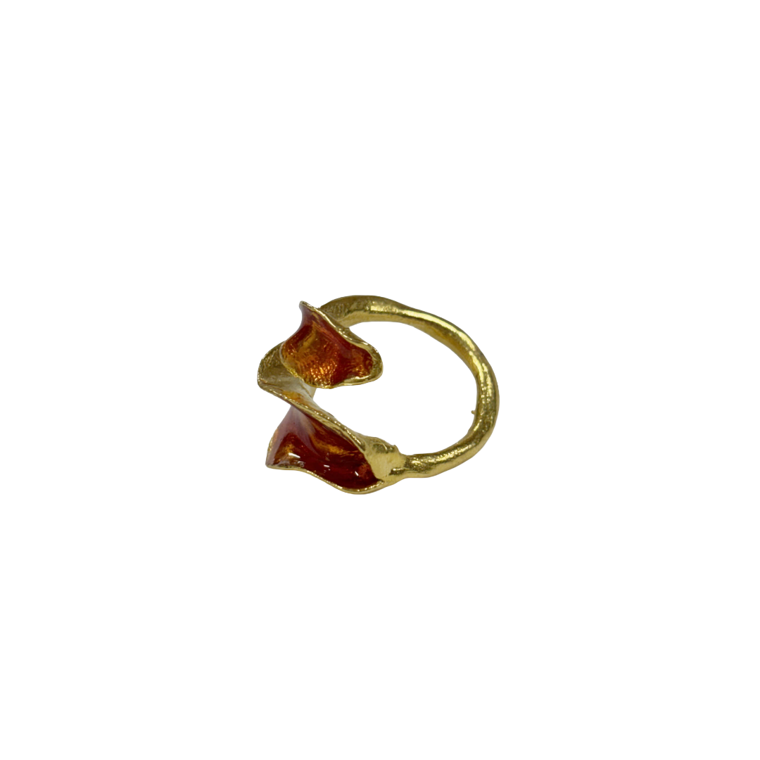 ARTIZ | 'Orange Enamel Split Leaf Ring (M)' | Gold plated bronze / enamel
