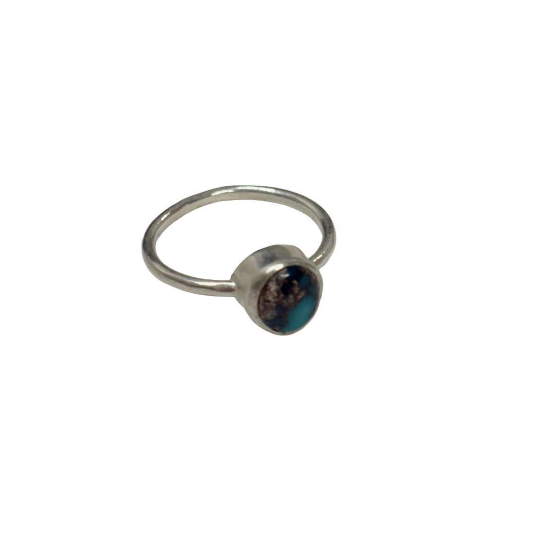 ARTIZ | 'Small Gem Ring' | Silver / howlite