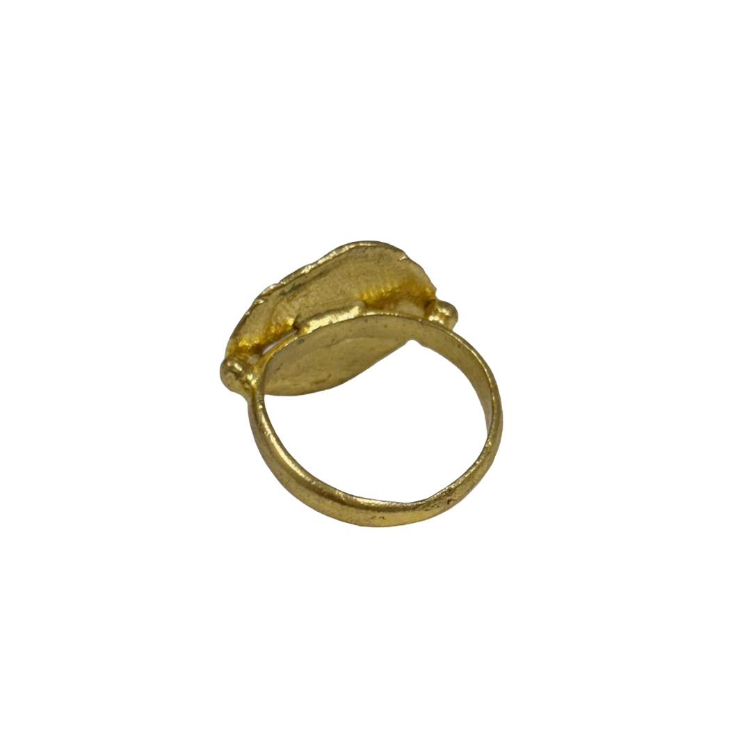ARTIZ | 'Seal Ring '- Goats | Gold plated bronze