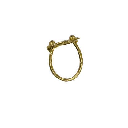 ARTIZ | 'Circles Seal Ring'- small | Gold plated bronze