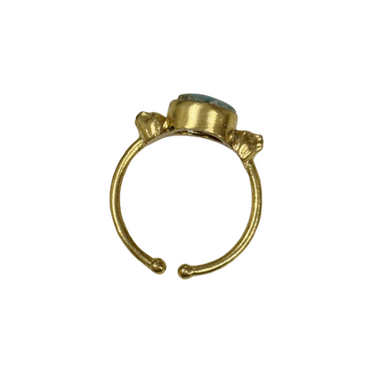 ARTIZ | 'Small Gem Ring #2' | gold plated bronze / howlite
