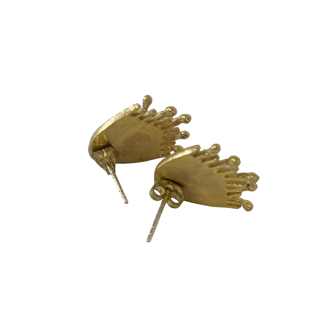 ARTIZ | 'Fringed Eye Earrings' | Red enamel | Bronze/ silver / gold