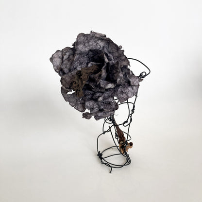 PAMELA KUSABS | ‘Simple Glory (I)’ | 2025 | Paper / dried flower heads / stalk / wire
