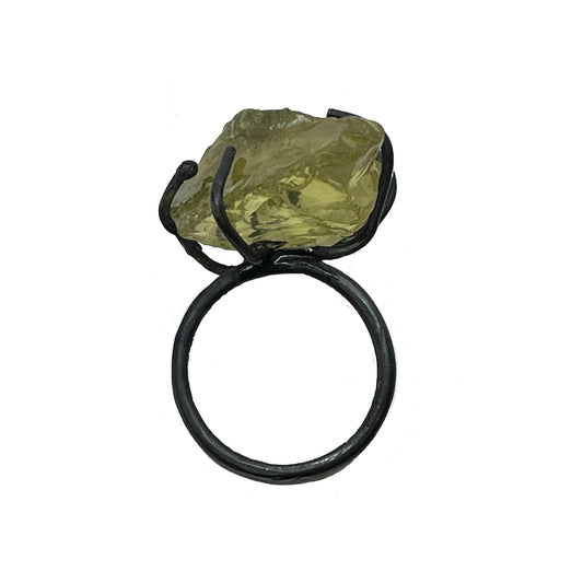 LOIS HAYES DESIGNS | ‘Stone Ring: Topaz' | Oxidized sterling silver