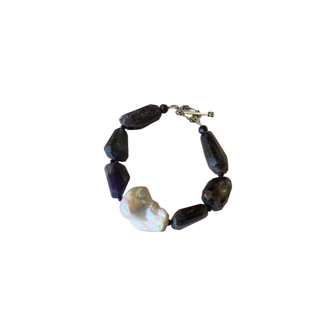 PEARL AND SALTY PLUM | ‘Iolite Stone Bracelet’ | Mixed media